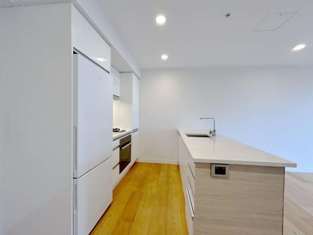 407/10 Lion Place Epsom_3