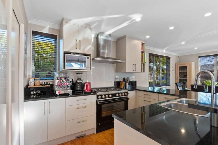 17 Westpark Drive Burnside_10