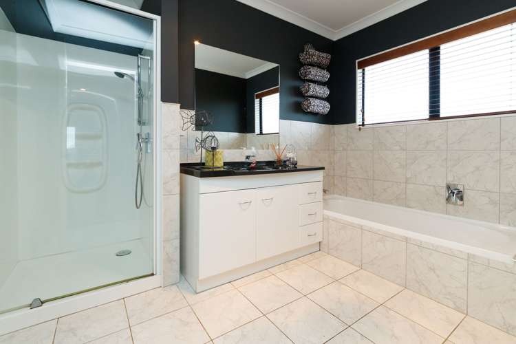 187 Ruapehu Drive Fitzherbert_10