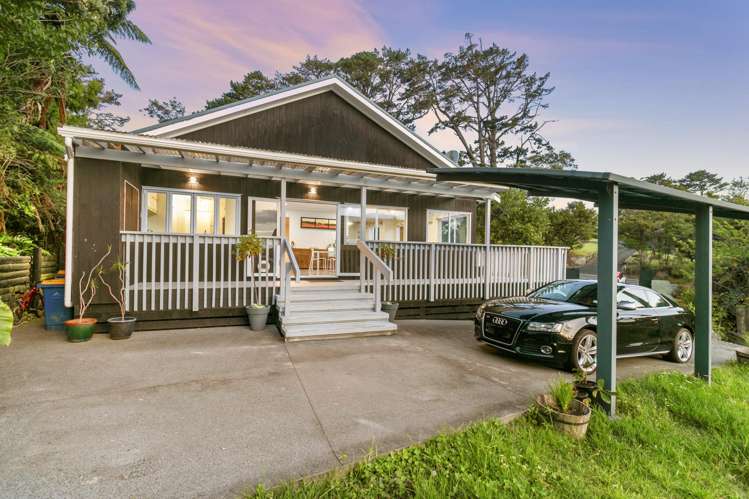 132 Attwood Road Paremoremo_21