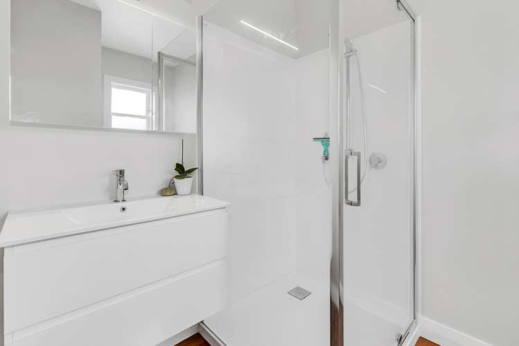 61 Walford Road Point Chevalier_12