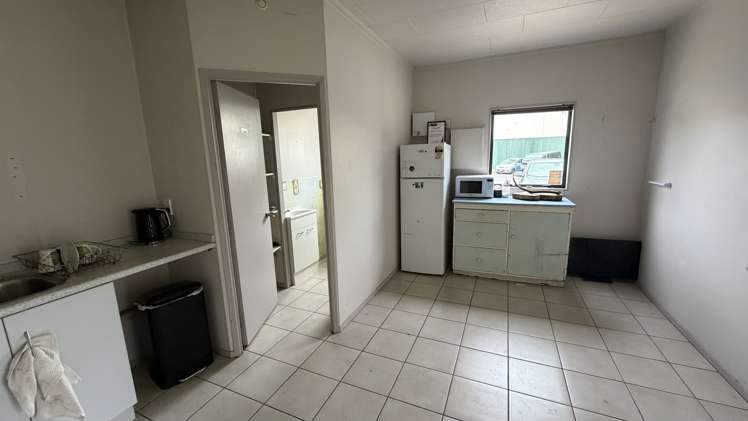 11 Hamiora Place Ngapuna_2