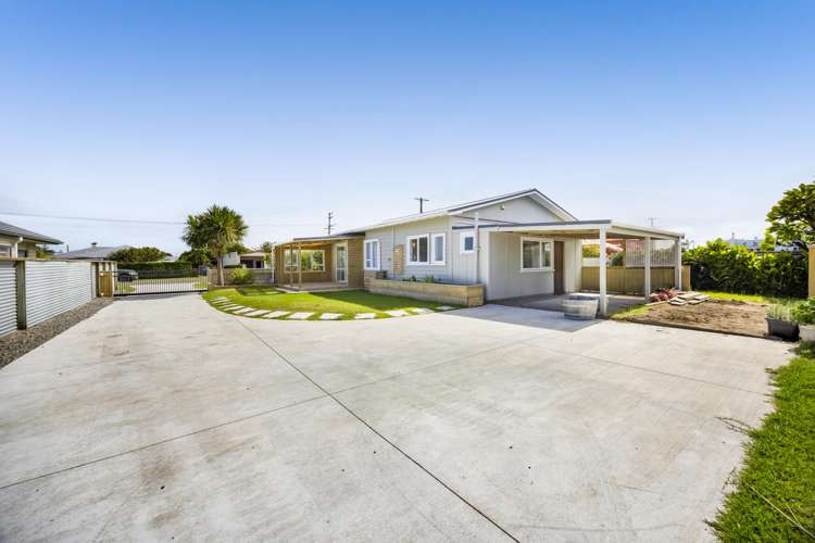 23 Layard Street Opunake_26