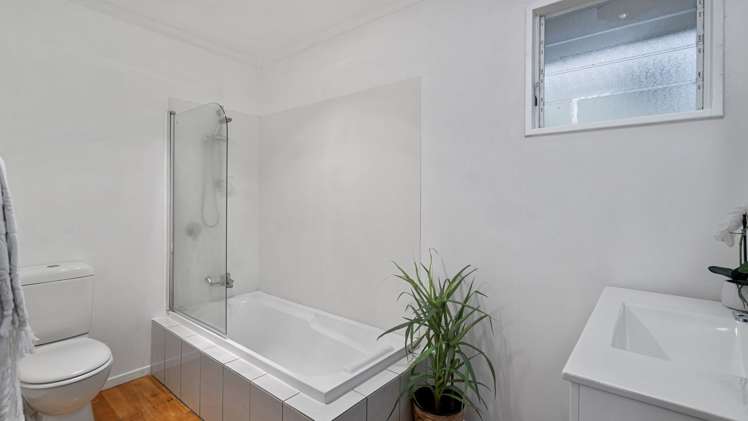 146 Pillans Road Otumoetai_8