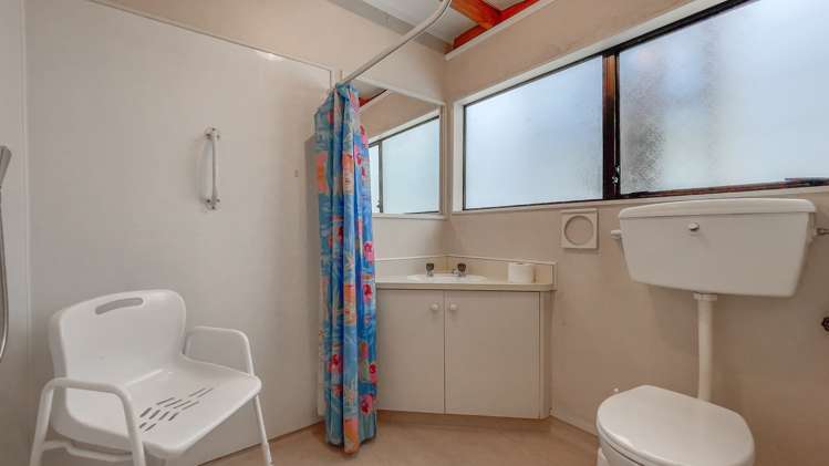 404 Court Street Thames_18