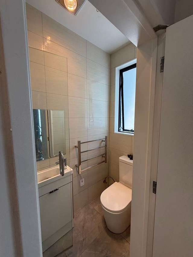 6/1 Kaponga Crescent New Lynn_2