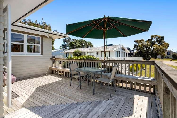 21 Given Grove Pauanui_34