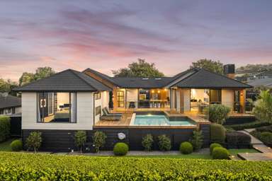 328 Upper Queen Street_1