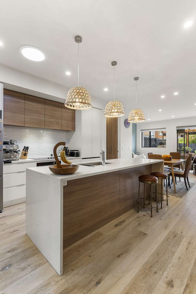 211 Jack Lachlan Drive Beachlands_8