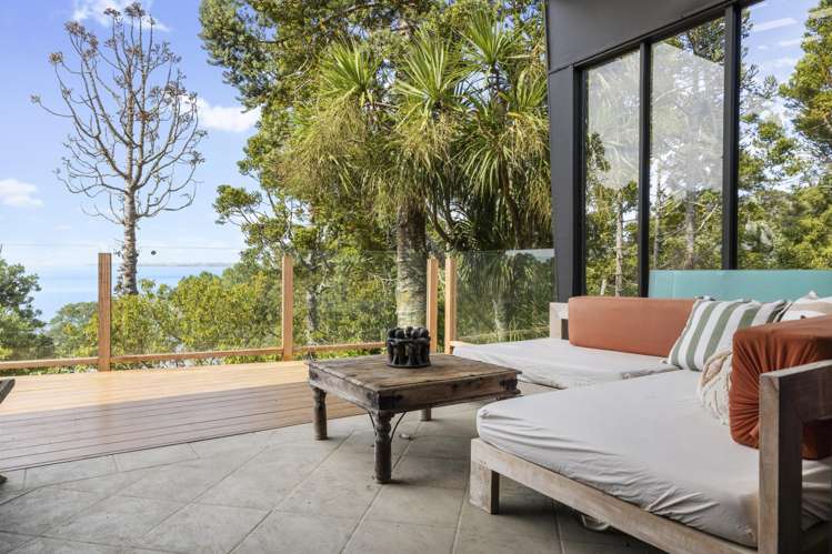 31 Arama Avenue Titirangi_6