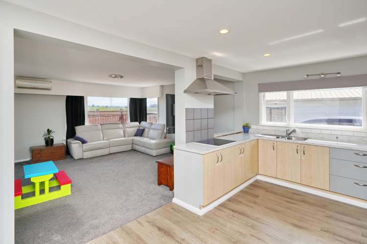 1/40 Roberts Road Hei Hei_1