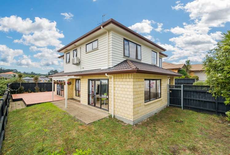 63 William Gamble Drive Greenhithe_2