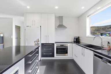 105 Ballintoy Park Drive_1