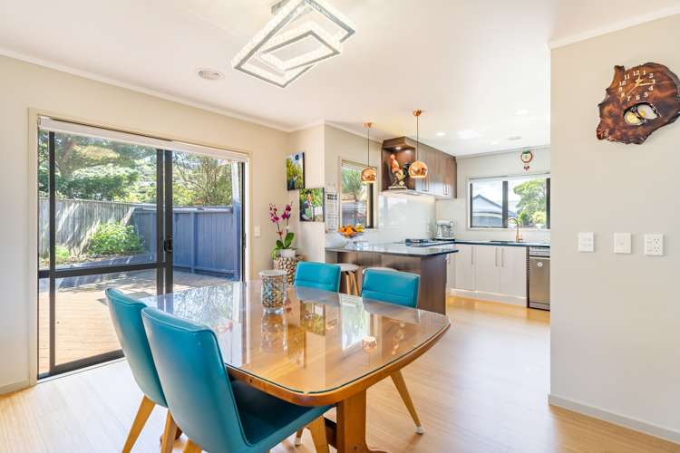 99 Redvers Drive Belmont_9