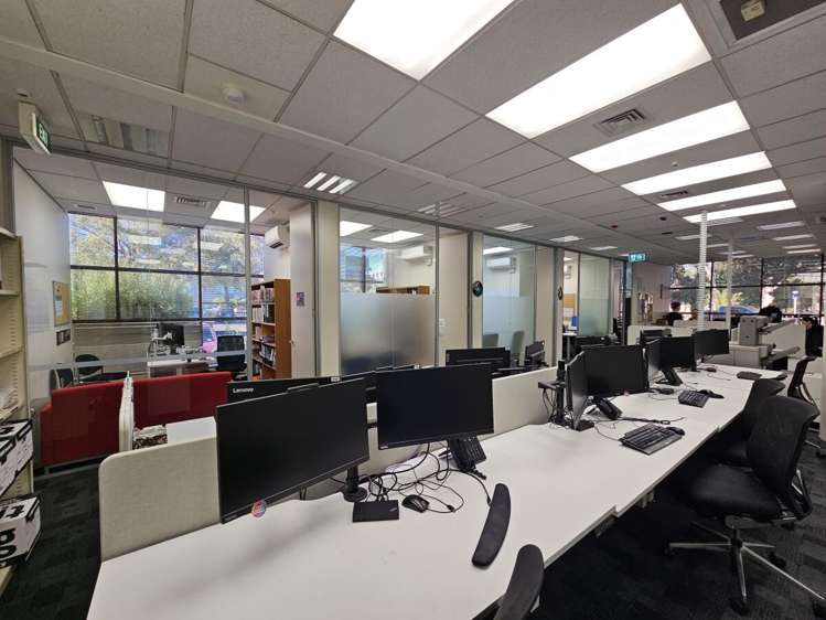 22 Amersham Way City Centre_5