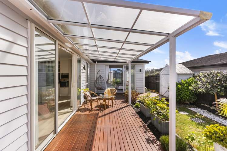 4 Tararua Street Massey_26