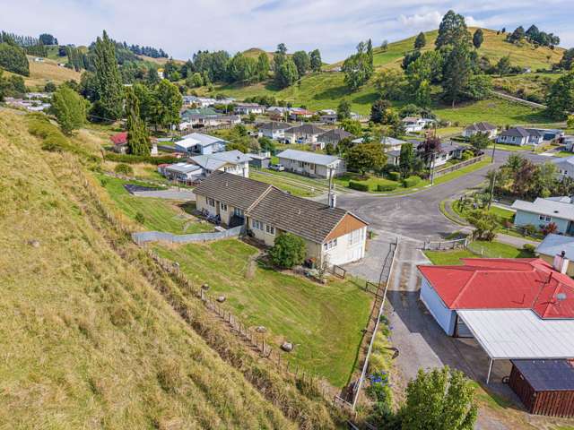 8 and 9 Kingfisher Place Taihape_3