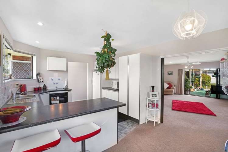 92 Roydon Drive Templeton_3