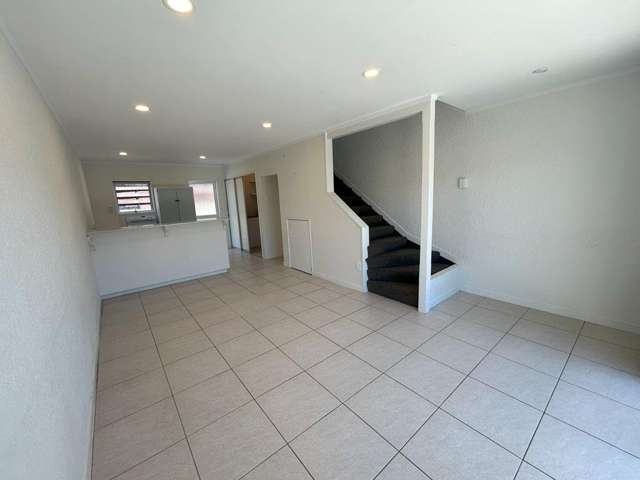 7/20 Miro Street 11229_4