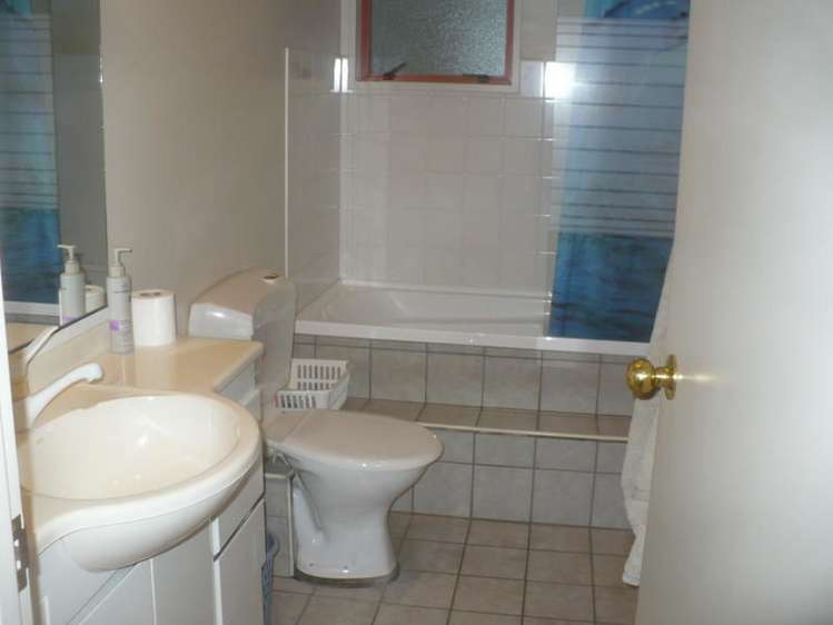 5b Westergrove Place West Harbour_10