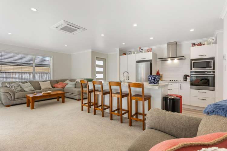 14 Nukuroa Close Waitara_9