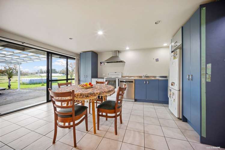 9 Trotting Course Drive Kumeu_13