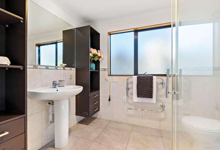 16 Maybole Drive 2318_14