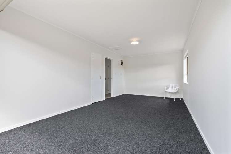 1/33 Gills Avenue Papakura_13