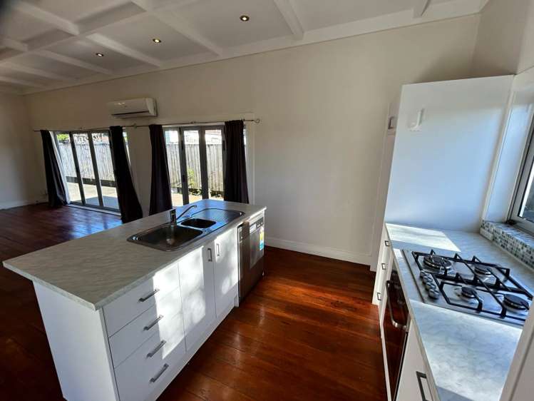 4 Hallam Street Mount Albert_5