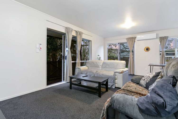 32 Heathdale Crescent Papakura_16