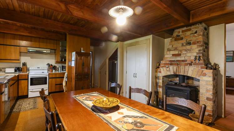 250 Taurangaruru Road Karioitahi_8