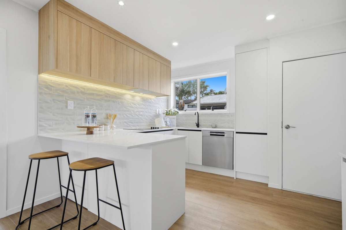 99 Riverpark Crescent_4