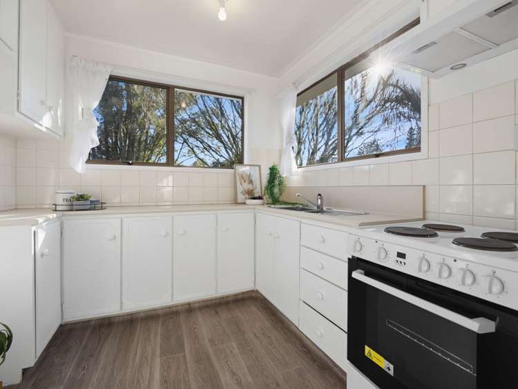 17 Matipo Cres Pukete_10