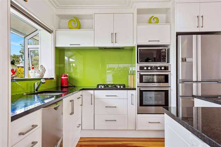 19 Merchant Avenue Te Atatu South_13