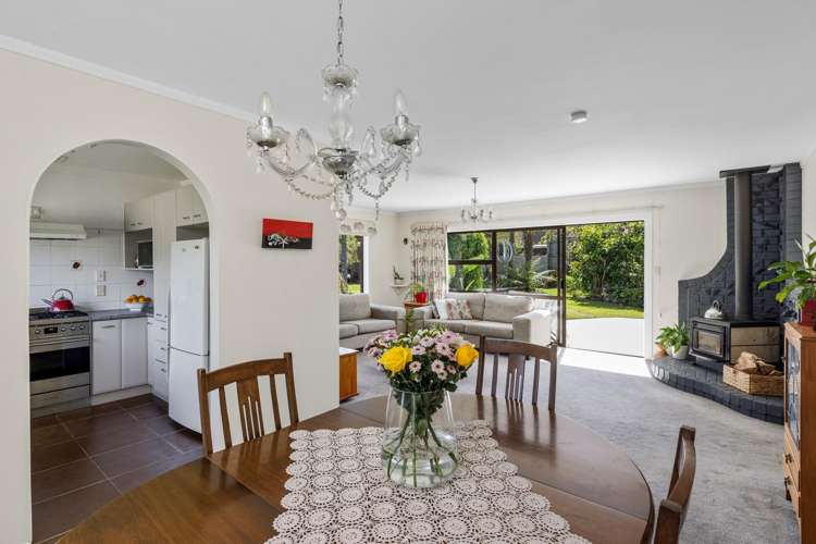 15 Edgewater Grove Orewa_10