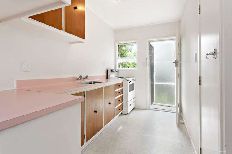 6/19 Bayside Avenue Te Atatu Peninsula_5