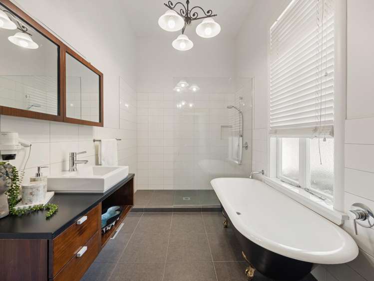 74 Firth Street Hamilton East_10