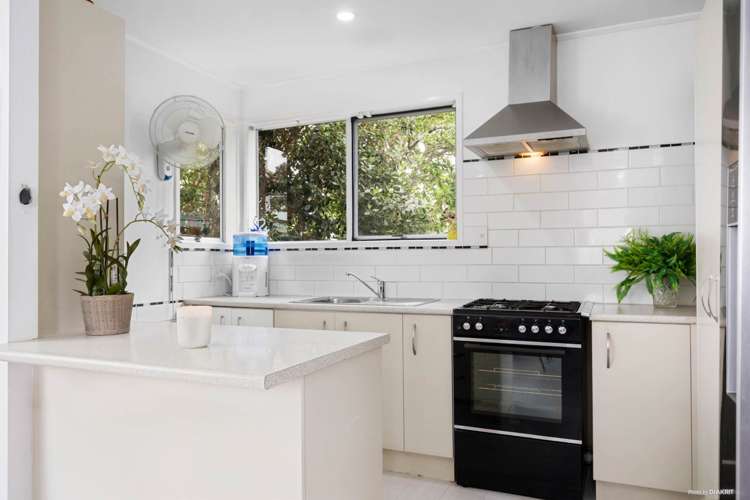 207 Gills Road Half Moon Bay_6