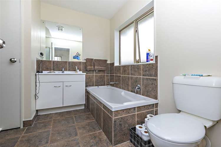 48 Keri Vista Rise Papakura_5