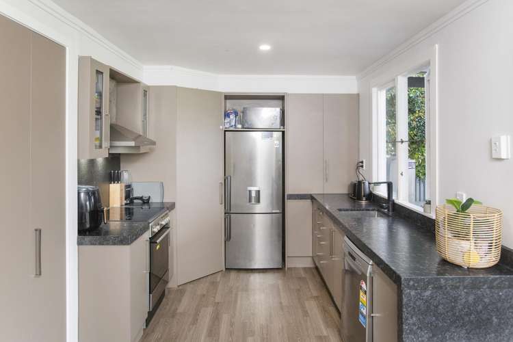 6 Newton Street Outer Kaiti_24
