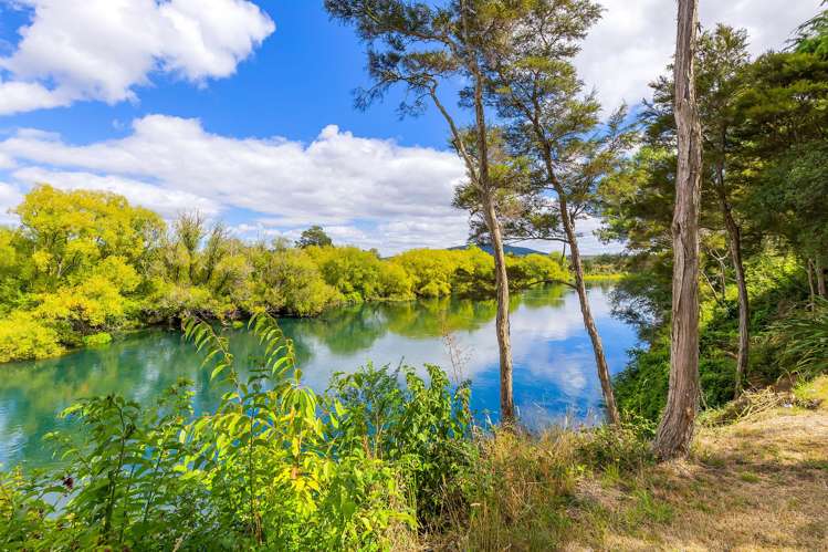 955 River Road Queenwood_21