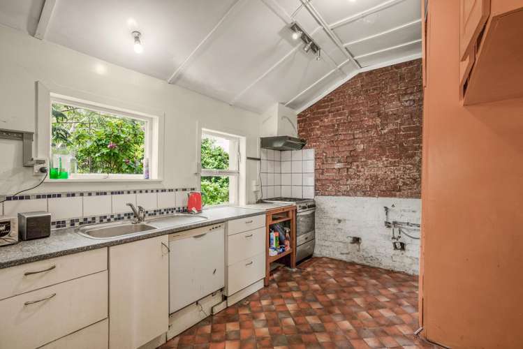 49 Pretoria Street Hutt Central_14