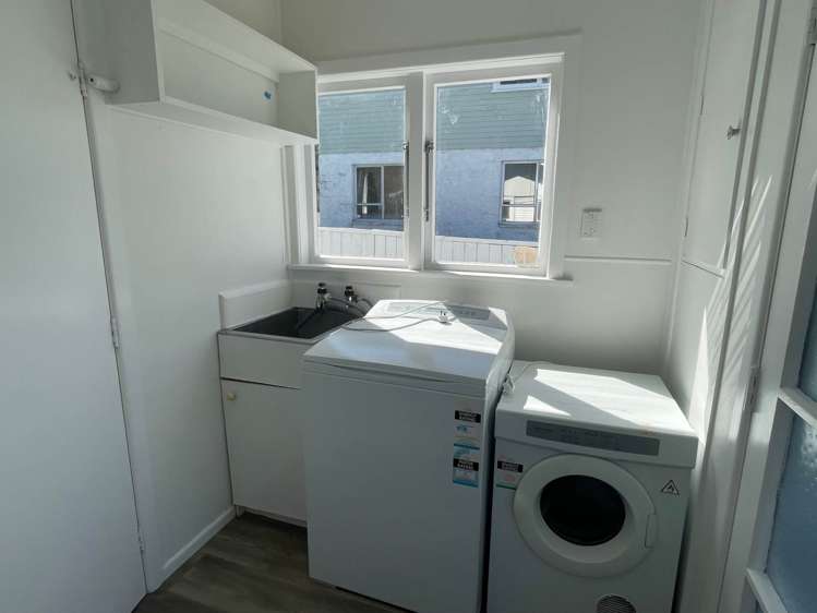 43 Hilling Street Titirangi_11