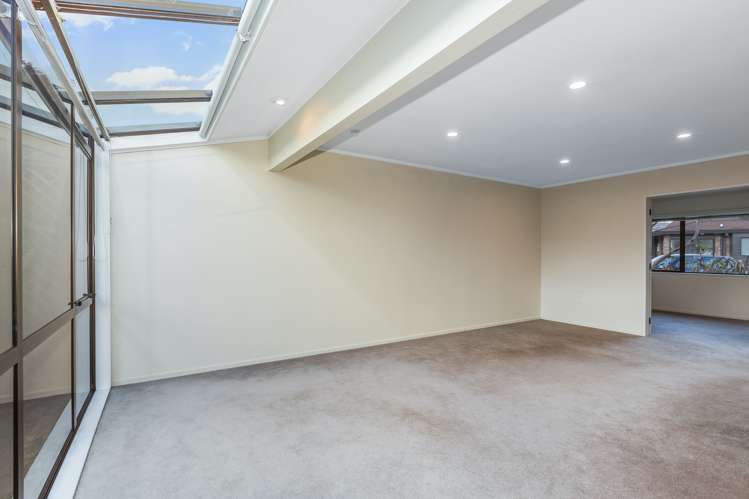 28/18 King Street Petone_8