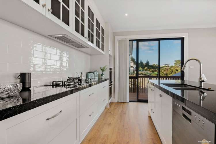 8 Ascension Crescent Orewa_27