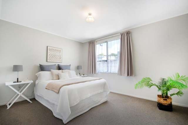 2/30 Chislehurst Street Henderson_2