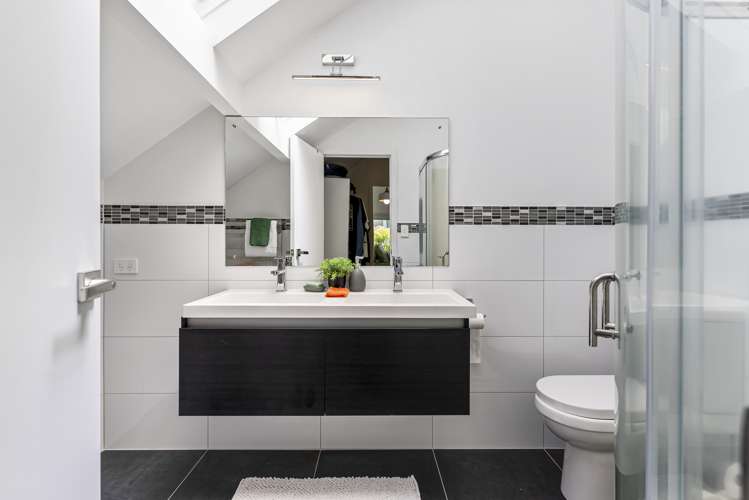 62 Holland Road Hillcrest_23