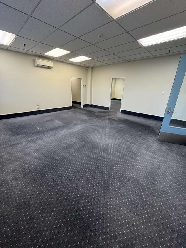 Ground -3/504-510 King Street North Hastings_3