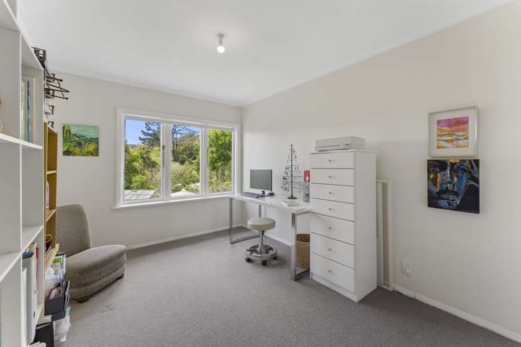 33 Jocelyn Crescent Pinehaven_17