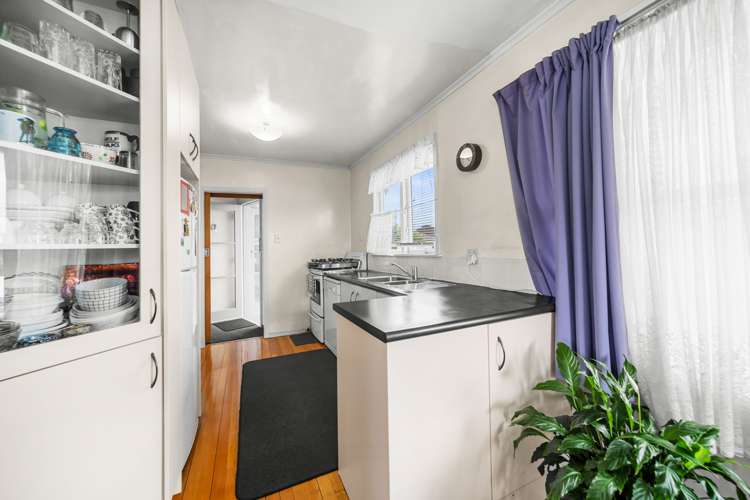 22 Tara Road Henderson_5